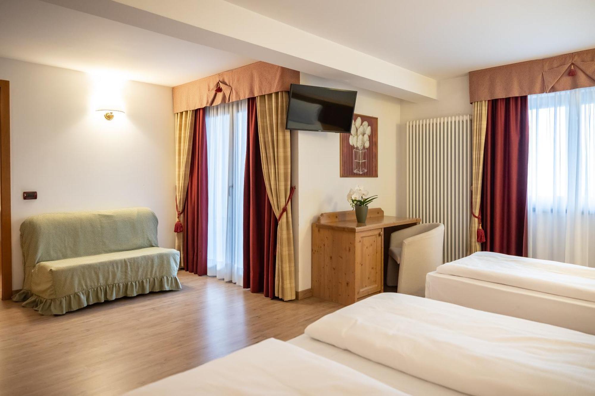 Golf Hotel Folgaria Ngoại thất bức ảnh